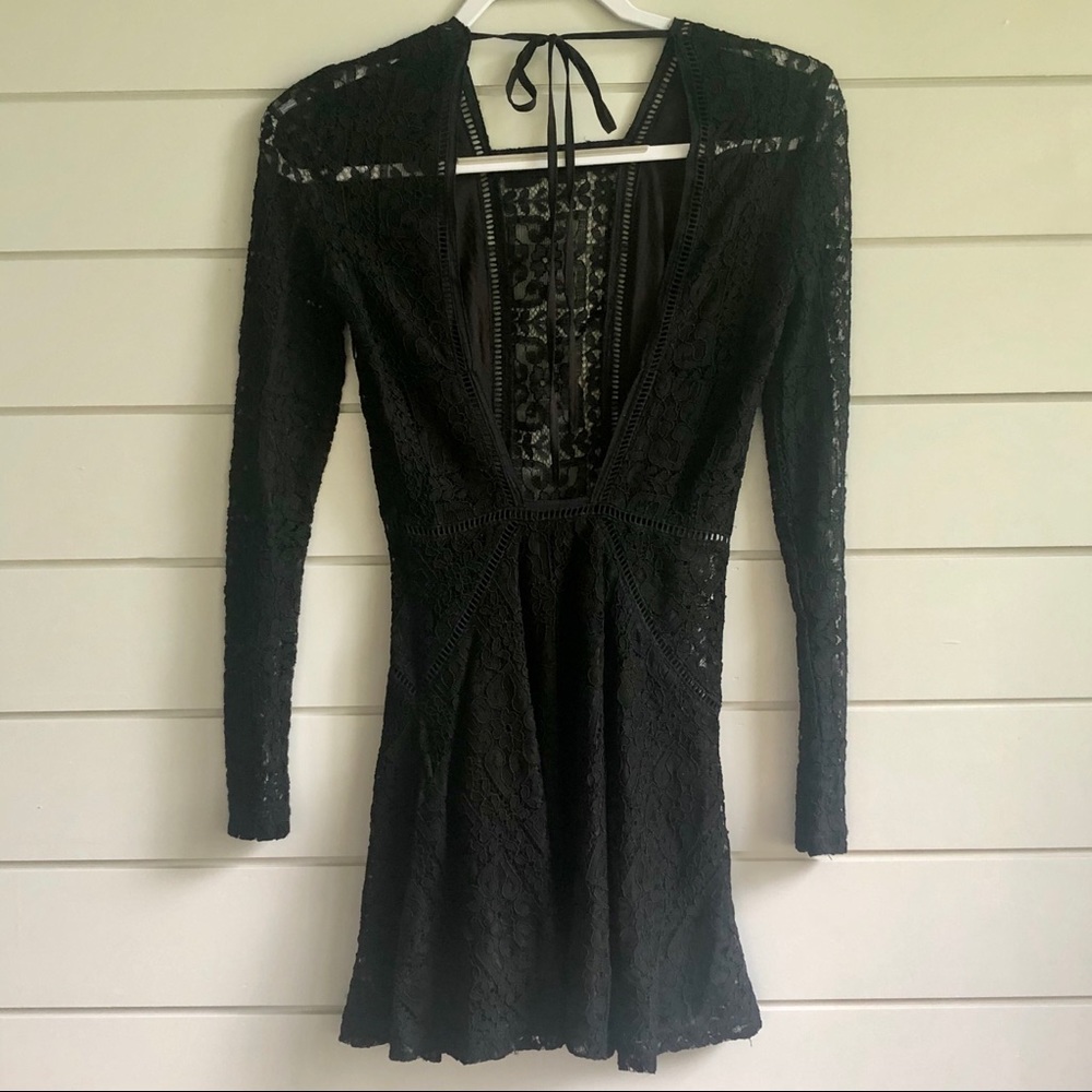 Tobi lace crochet dress - Picture 7 of 9